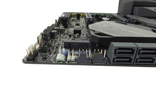 ASUS ROG Maximus X Hero 18